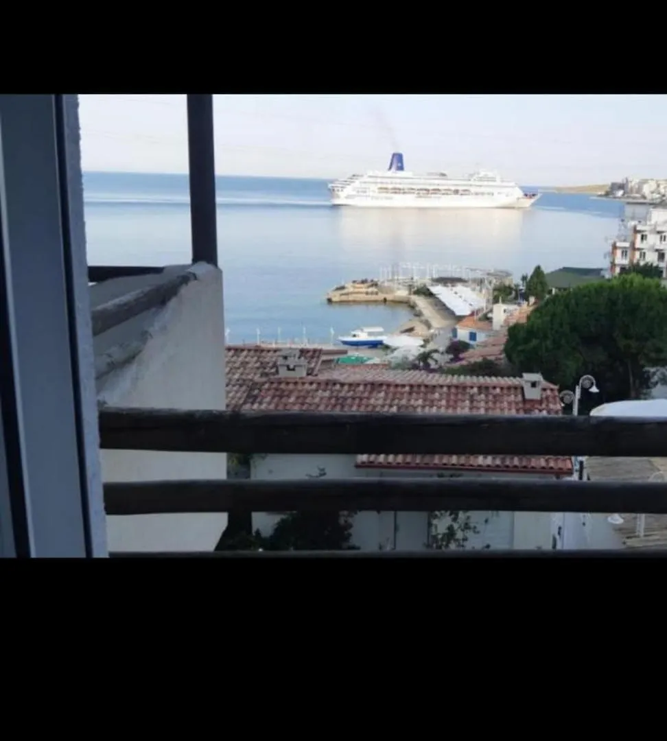 Apartment Appartamento Valentino Gjashte